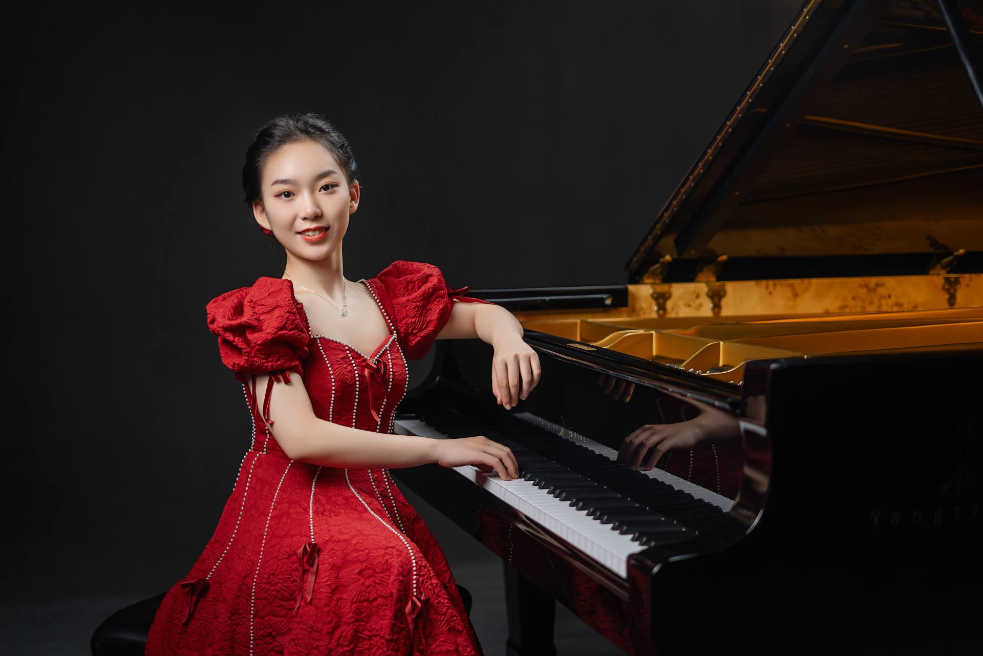 王悦彤丨“长江钢琴全国青少年艺术家培养计划”新阵容