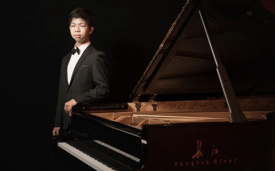 喜报｜长江钢琴全国青少年艺术家培养计划成员“宋嘉豪”被“茱莉亚音乐学院”录取