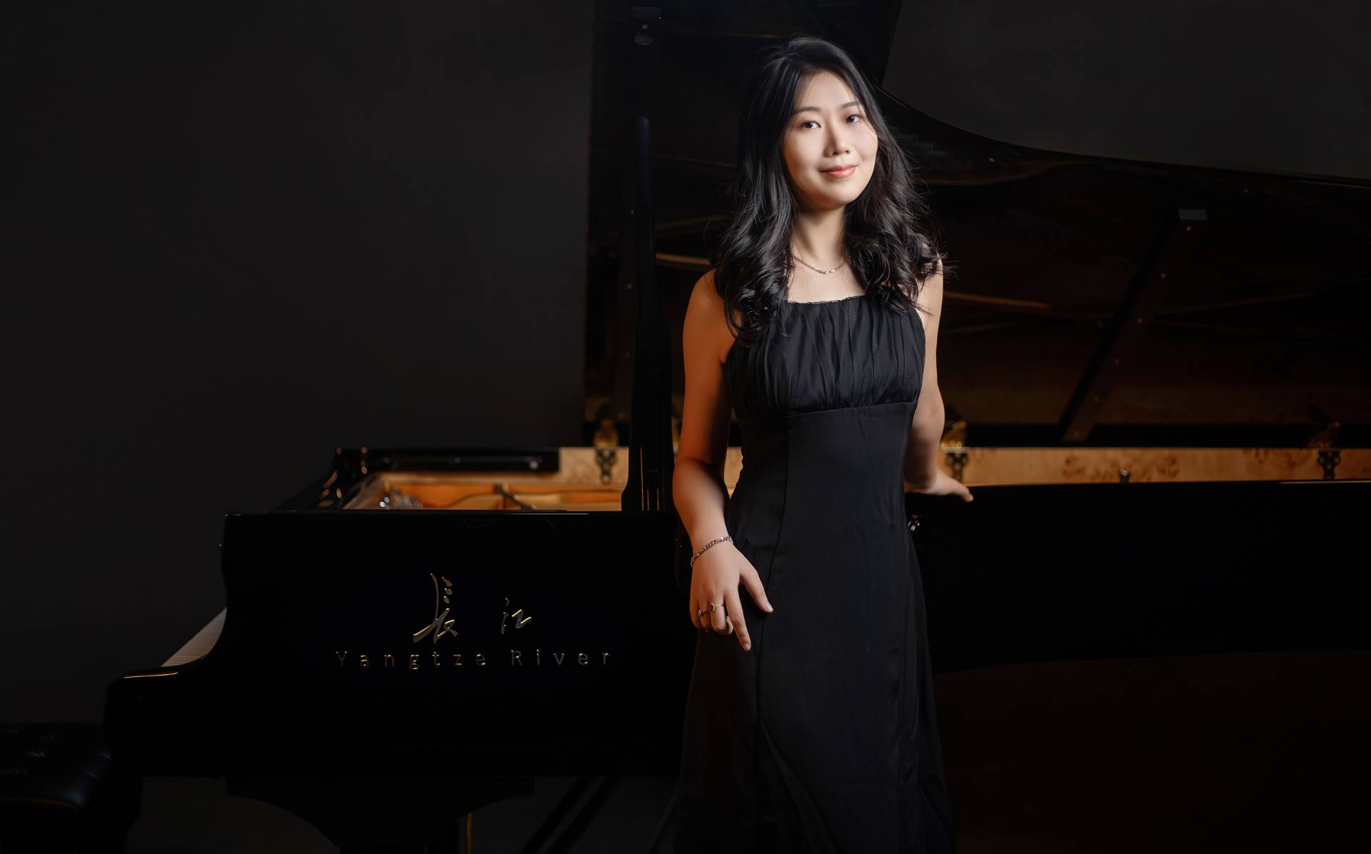 艺术家新阵容丨唐小舒：赢得多项“第一”的钢琴学霸
