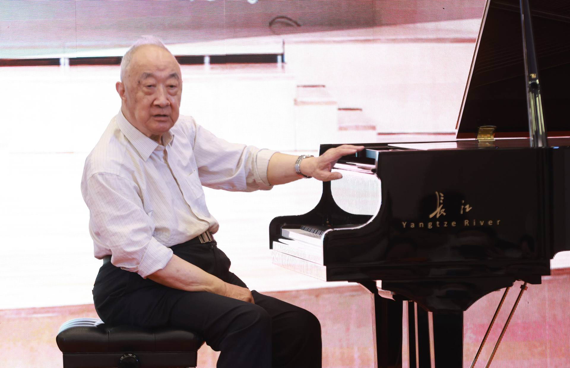 2023长江钢琴大师讲堂丨李名强教授教学分享会在京盛大开讲